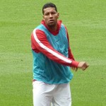 Arsenal is looking for a taker of Brazilian defender Andre Santos